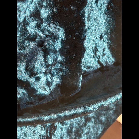 NWOT Eva Franco Blue Velvet Sleeveless Draped Neck Blouse Size 6 - Picture 12 of 13